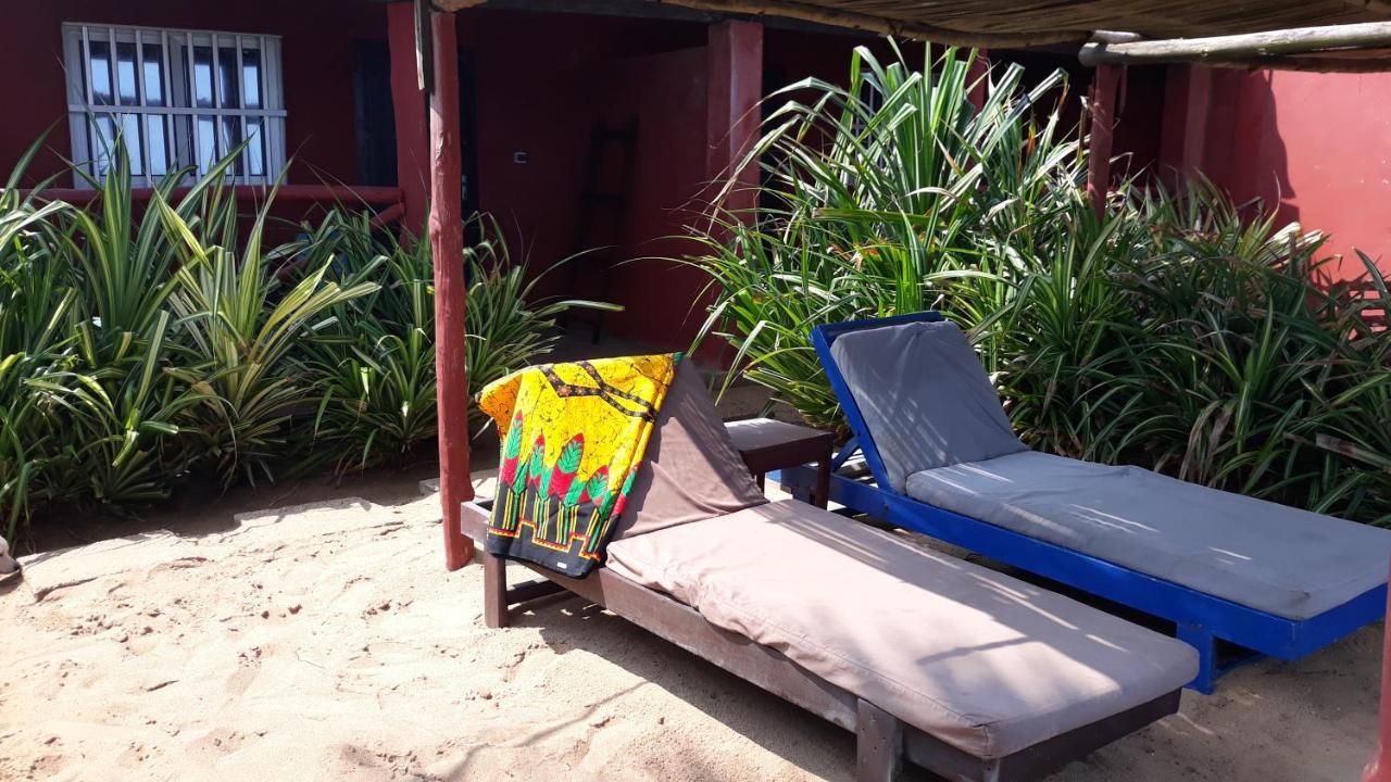 Hotel Robinson Plage Ломе Экстерьер фото