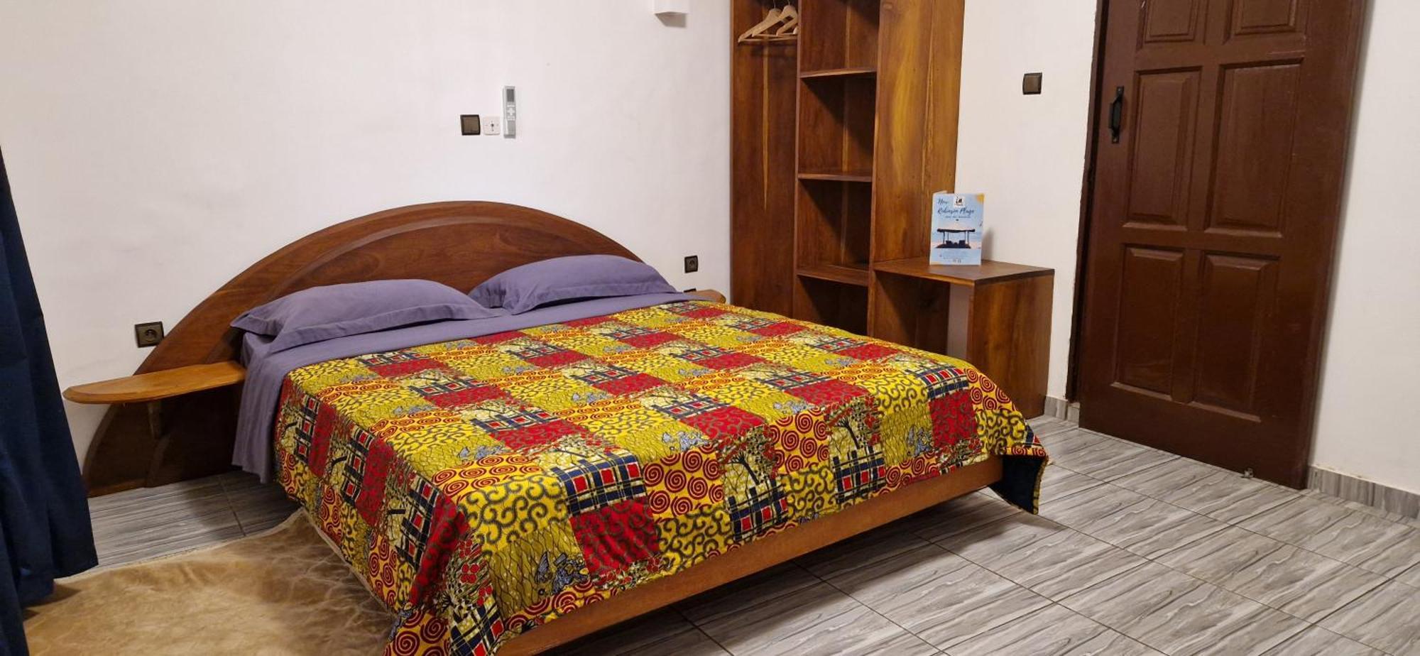Hotel Robinson Plage Ломе Экстерьер фото