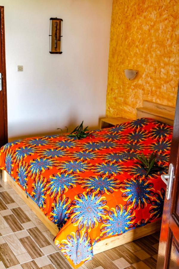 Hotel Robinson Plage Ломе Экстерьер фото